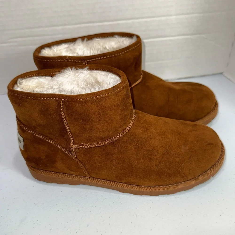 Makalu Brown Suede Faux Fur Lined Ankle Boots Kids Size 5